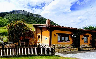Casa Las Niñas en Meridad de Montija (Burgos) - Foto 1