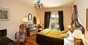 Hotel Santa Coloma del Camino 003