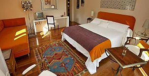 Hotel Santa Coloma del Camino 005