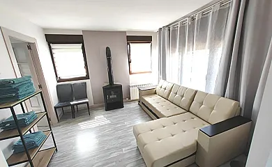 Villa Tomillares en Castrillo Del Val (Burgos) - Foto 3