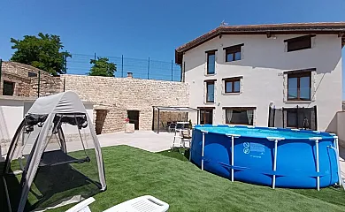 Lagar del Altillo en Revilla Vallejera (Burgos) - Foto 1