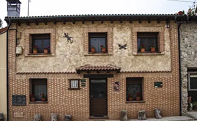 Casa Rural Villa Natura y Casa Irrico en Las Cuevas de Soria (Soria) - Foto 1