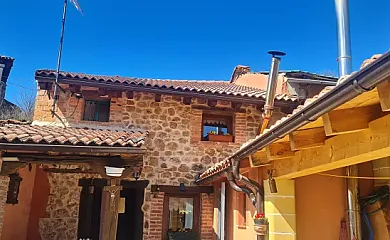 La Casina del Valle Escondido en Valderrueda (León) - Foto 1