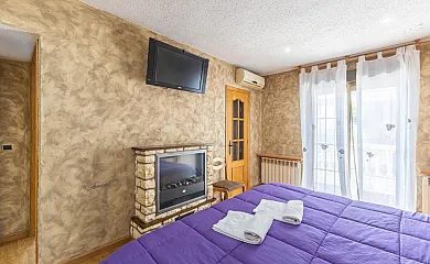 Complejo Rural Los Almendros en Fuentidueña de Tajo (Madrid) - Foto 16