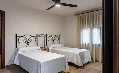 Casa Rural Tía Emilia en Casas de Fernando Alonso (Cuenca) - Foto 9