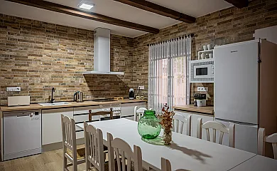 Casa Rural Tía Emilia en Casas de Fernando Alonso (Cuenca) - Foto 2