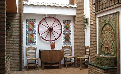 Casa El Patio del Carbón y El Corral de Serafín en Nigüelas (Granada) - Foto 1