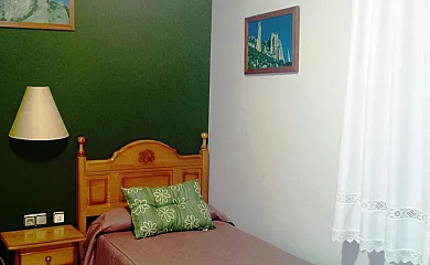 Casa Castro (Hostal-Rte.-Tur. Rural) en Alberuela de Laliena (Huesca) - Foto 11