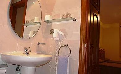 Casa Castro (Hostal-Rte.-Tur. Rural) en Alberuela de Laliena (Huesca) - Foto 15