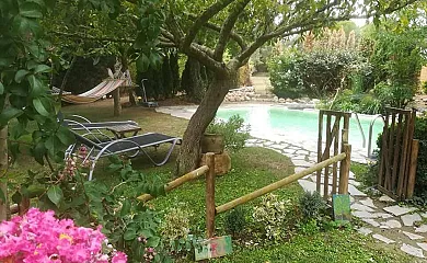 Can L' Hospitalet en Besalu (Girona) - Foto 8