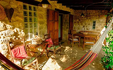 Can L' Hospitalet en Besalu (Girona) - Foto 12