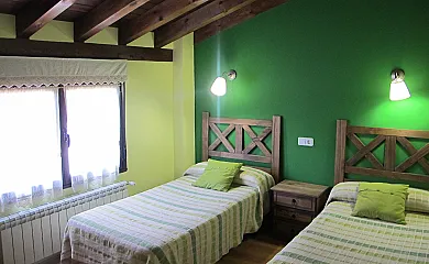 Sierra de Inodejo en Las Cuevas de Soria (Soria) - Foto 9