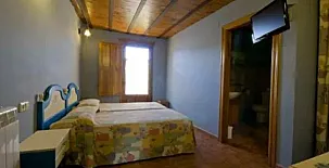 Casa Rural La Antigua Bodega y Lagos de San Isidro 007