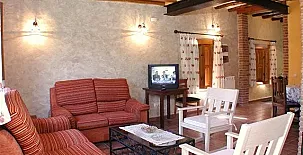 Casa Rural La Antigua Bodega y Lagos de San Isidro 0015