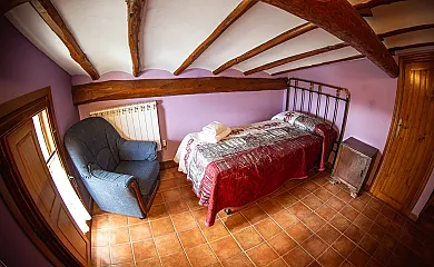 Casa Rural La Antigua Bodega y Lagos de San Isidro en Alcanadre (La Rioja) - Foto 20