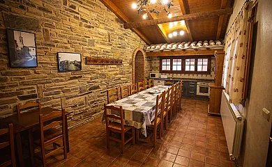 Casa Rural La Antigua Bodega y Lagos de San Isidro en Alcanadre (La Rioja) - Foto 2