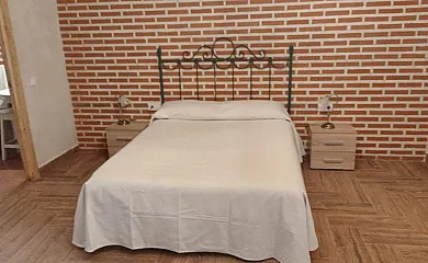 Casa Rural Baños de la Reina en Vega De Santa María (Ávila) - Foto 4