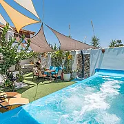 Casa La Vega. Aptos La Vega de Granada 001