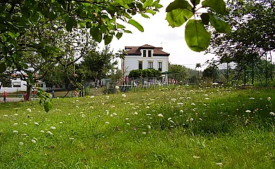 La Casona de Mariñas y La Casa de Oviedo en Las Regueras (Asturias) - Foto 2
