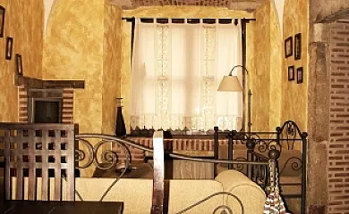 Casa del Conde en Santa Cruz De La Sierra (Cáceres) - Foto 8