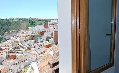 Casa Rural Las Voladas en Alcala Del Júcar (Albacete) - Foto 1