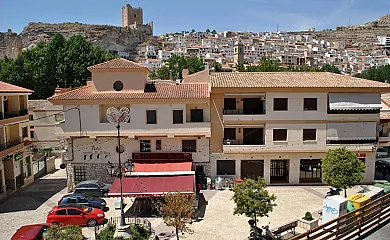 Hostal El Júcar en Alcala Del Júcar (Albacete) - Foto 1