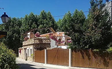 Casas Rurales El Patio de las Flores: Nenúfar y Azahar en Riopar (Albacete) - Foto 1