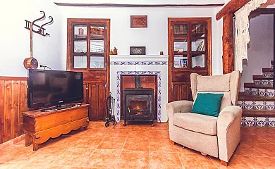 Las Casicas Del Tio Angel en Molinicos (Albacete) - Foto 2