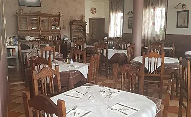 Hostal Cabañas en Carboneras de Guadazaón (Cuenca) - Foto 20