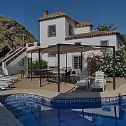 The Orange House 001