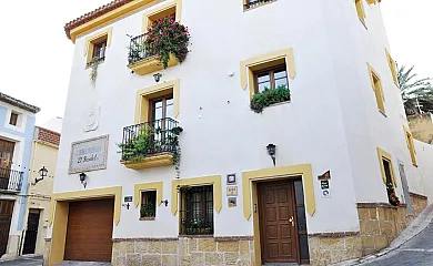 Casa Ravalet 21 en Polop (Alicante) - Foto 1