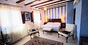 Hotel El Capricho 005