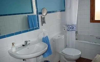 El Descanso de los Lares en Miguel Ibáñez (Segovia) - Foto 13