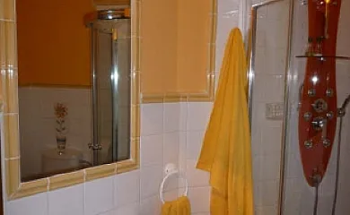 El Descanso de los Lares en Miguel Ibáñez (Segovia) - Foto 15