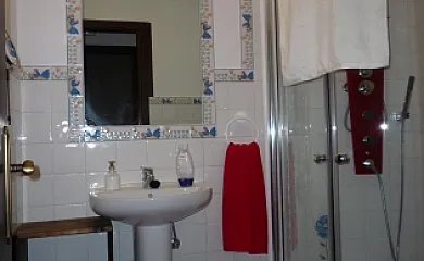 El Descanso de los Lares en Miguel Ibáñez (Segovia) - Foto 17