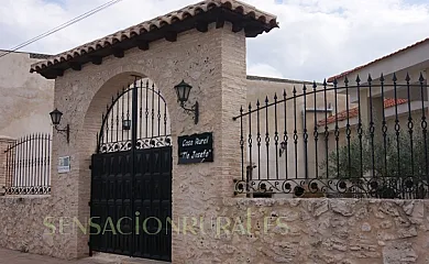 Casa Rural Tía Josefa en Villares Del Saz (Cuenca) - Foto 2