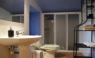 Cal Sastre de Cartellà en Cartella (Girona) - Foto 5