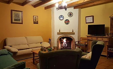 Fuente de la Argamasa en Burunchel (Jaén) - Foto 1