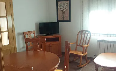 Casa del Maestro I y II en Navalosa (Ávila) - Foto 2