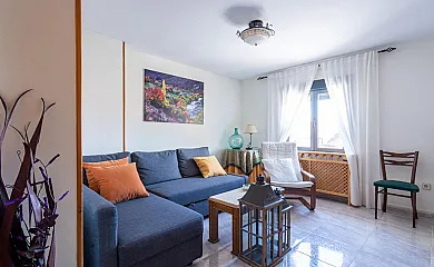 Los Navazuelos en Hoyos Del Espino (Ávila) - Foto 3