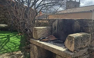 Casas Rurales Pantizuela I y II en Navalperal de Tormes (Ávila) - Foto 2