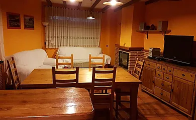 La Plazuela en Navalonguilla (Ávila) - Foto 2