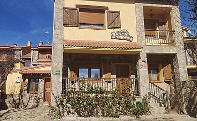 Tinao de Gredos en Navarredonda de Gredos (Ávila) - Foto 1