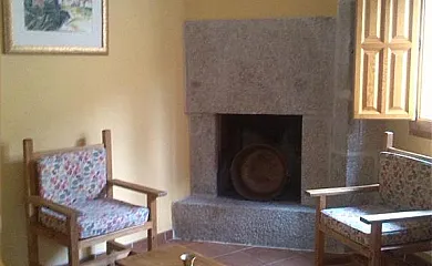 Casa rural La Plaza en Villatoro (Ávila) - Foto 3