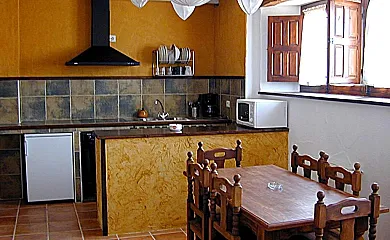 La Tablilla y La Terraza en Navalperal de Tormes (Ávila) - Foto 3