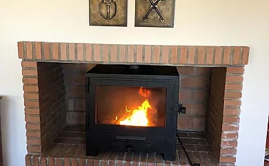 El Arroyuelo y Arroyuelo II en Navarredonda de Gredos (Ávila) - Foto 3