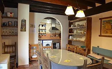 La Casa de Piedra en Navarredonda de Gredos (Ávila) - Foto 3