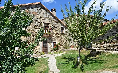 La Casa de Piedra en Navarredonda de Gredos (Ávila) - Foto 1