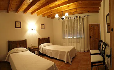 Valdebruna en Navaluenga (Ávila) - Foto 5