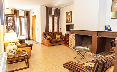 Abuela Benita en Cebreros (Ávila) - Foto 2